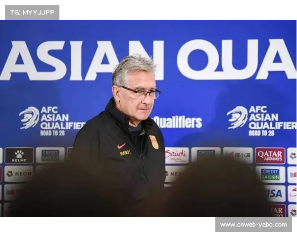 吉雷利替补席泪洒赛场 35岁老将告别最后一战心碎瞬间 吉雷利替补席泪洒赛场 35岁老将告别最后一战心碎瞬间